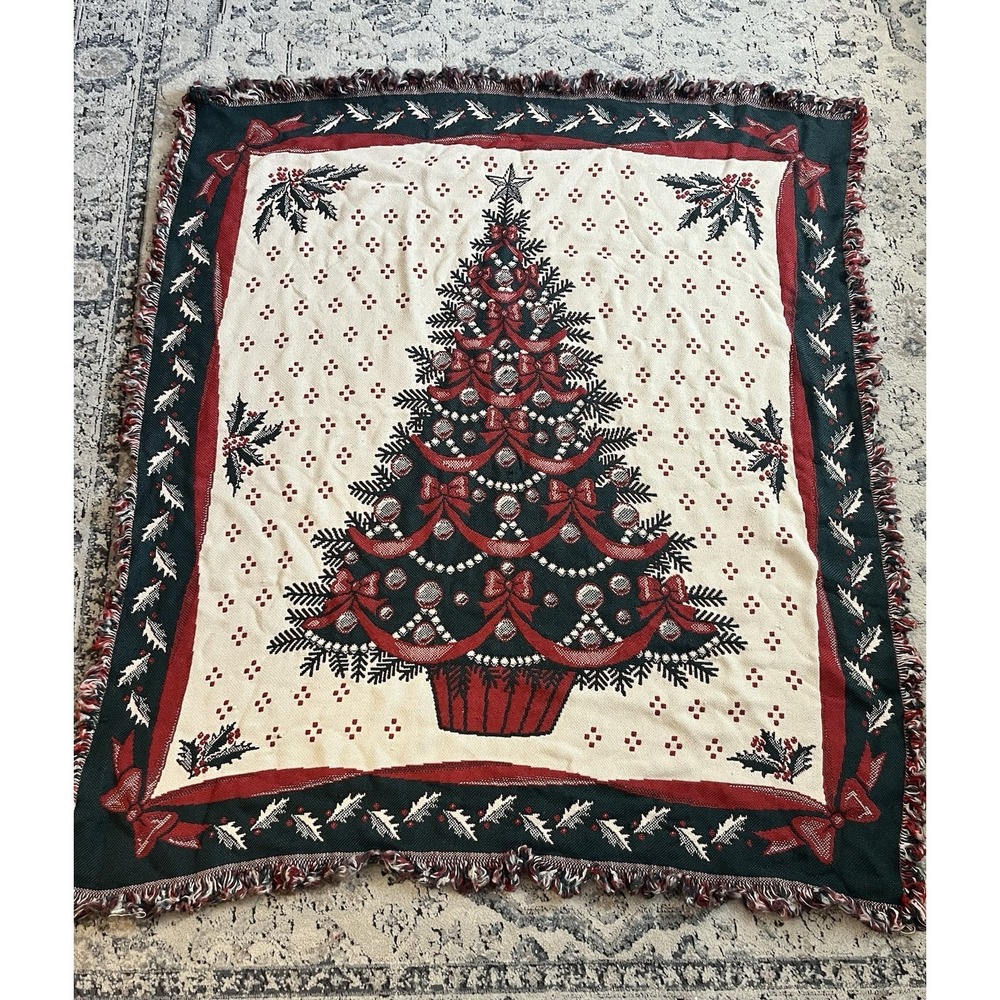 VTG Christmas Tapestry Throw Cottagecore Blanket Christmas Tree w/ Fringe 48x57